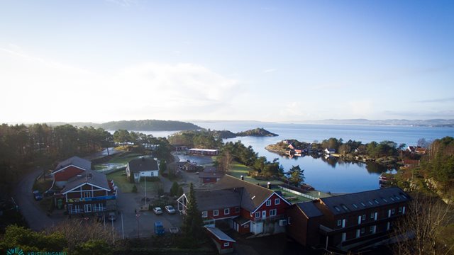 Frikirken kan bli eier av Kristiansand folkehøyskole 